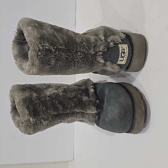 Ugg Australia Boots Grey mid calf Size 7 - Picture 12 of 12